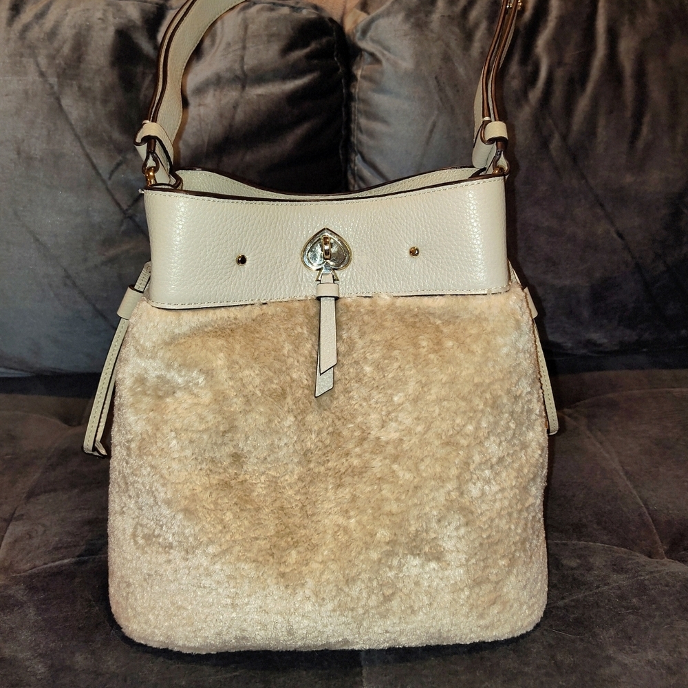 KATE SPADE MARTI MIXED DRAW-STRING BUCKET BAG BLUSH LEATHER & PLUSH FAUX FUR EUC